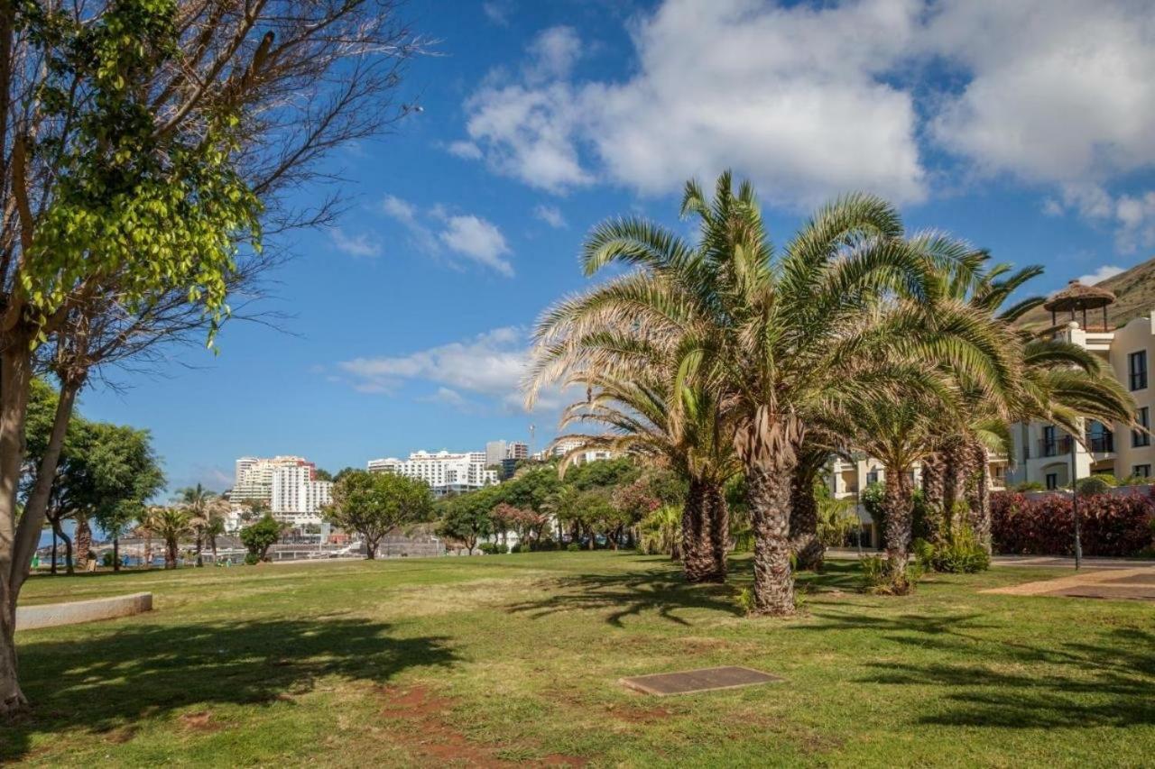 Sunshine Apartment Lido Funchal Exteriör bild